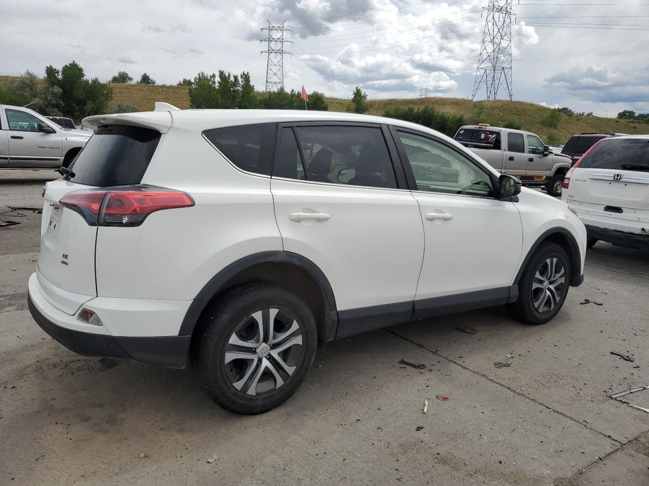 2018 Toyota Rav4 Le VIN: JTMBFREVXJJ200184 Lot: 68904204