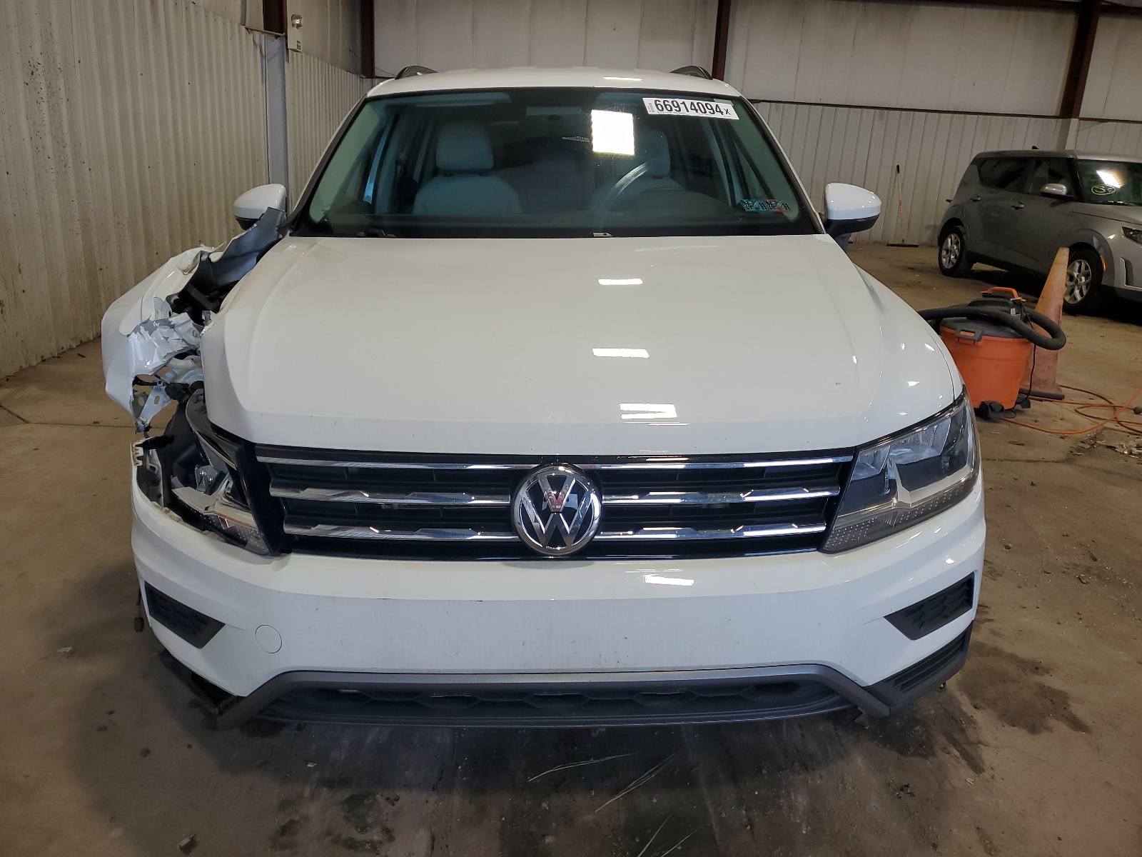 3VV0B7AX5LM060955 2020 Volkswagen Tiguan S