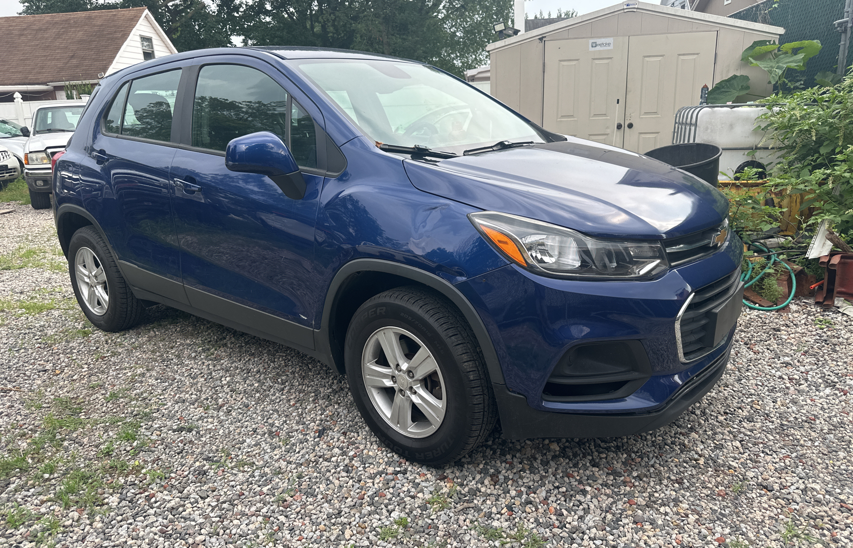 2017 Chevrolet Trax Ls vin: 3GNCJNSBXHL211900