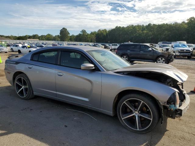 Sedans DODGE CHARGER 2014 Srebrny