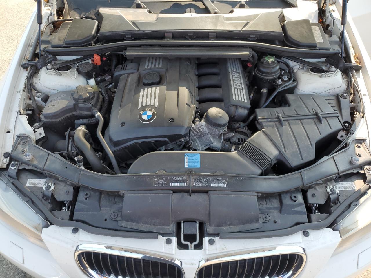 WBAPK5C52BA658295 2011 BMW 328 Xi Sulev