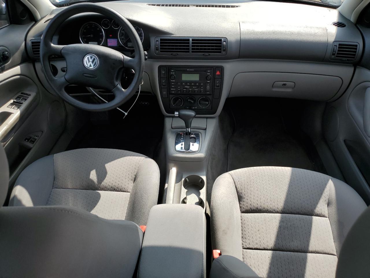 WVWAD63B65E001866 2005 Volkswagen Passat Gls