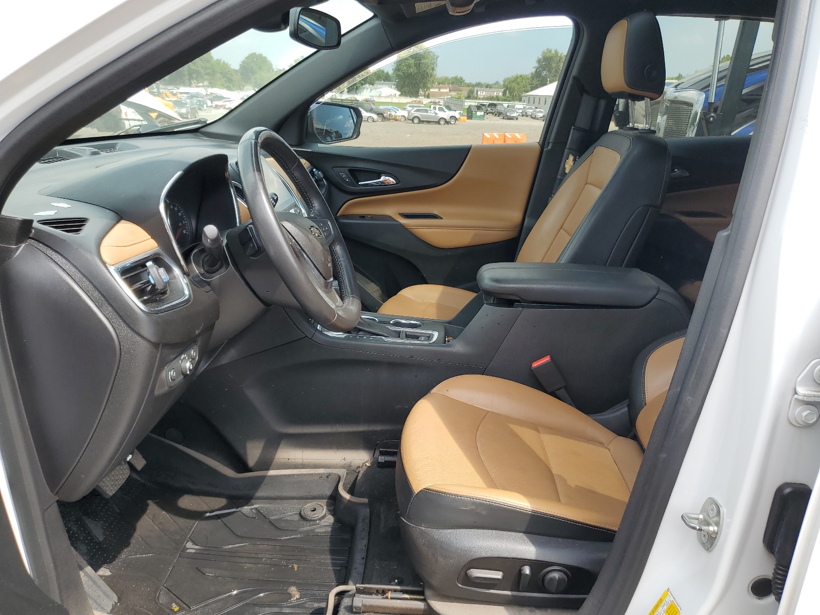 2GNAXWEXXJ6267784 2018 Chevrolet Equinox Premier