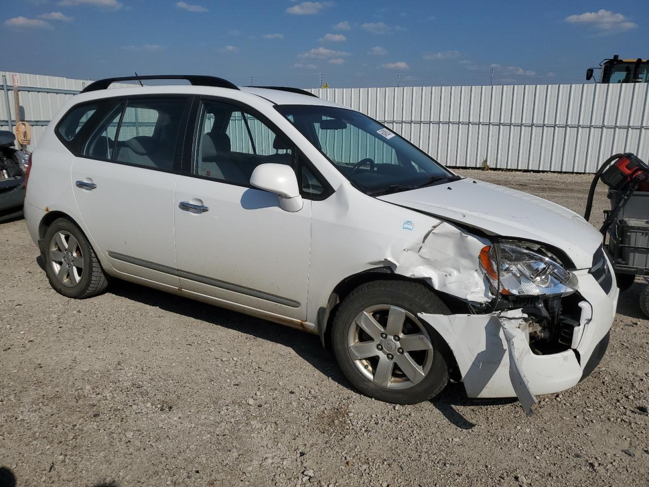 2009 Kia Rondo Base VIN: KNAFG528997253972 Lot: 66498924