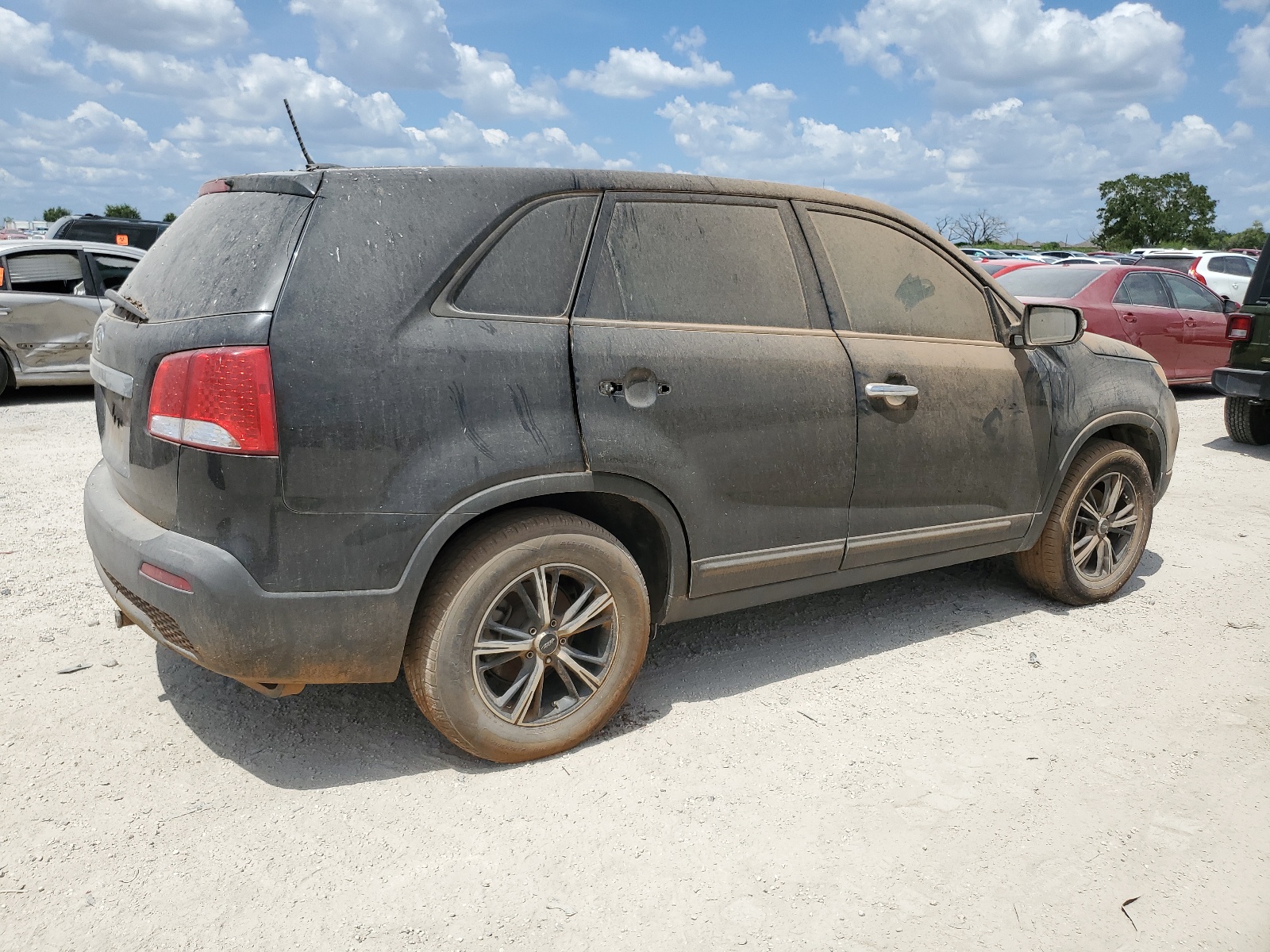 2013 Kia Sorento Lx vin: 5XYKT3A12DG363313