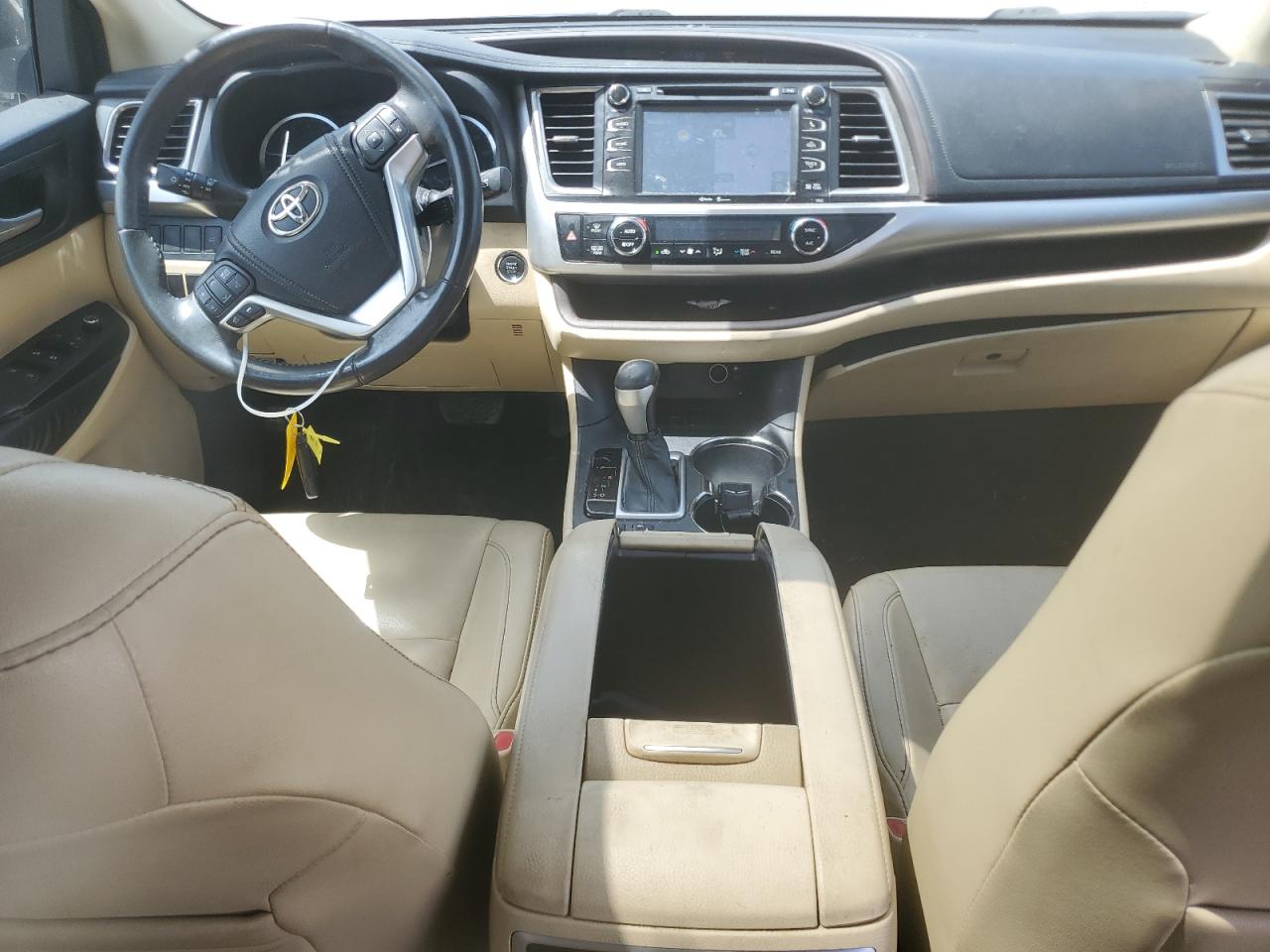 2014 Toyota Highlander Xle VIN: 5TDKKRFH5ES010953 Lot: 67965494