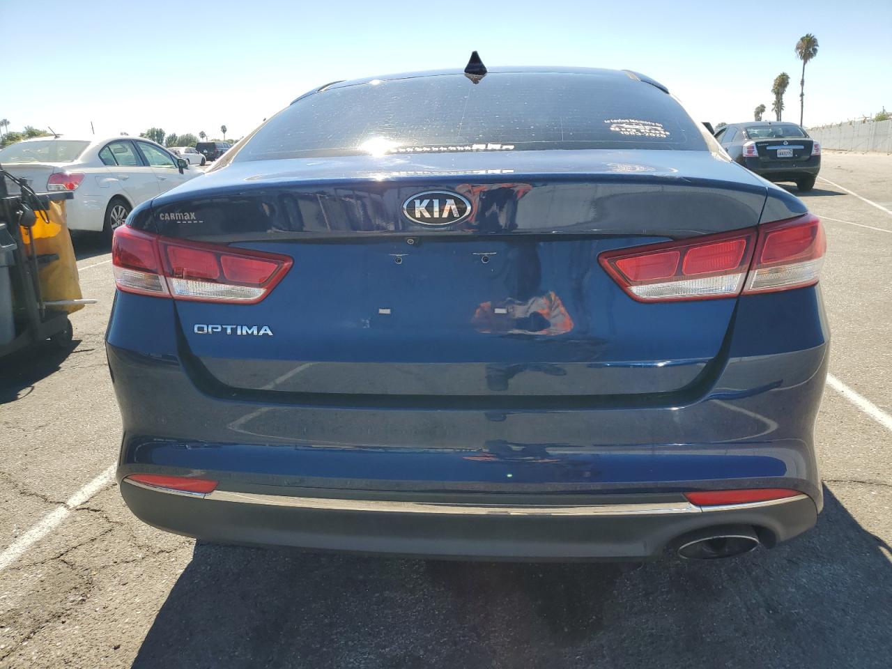 2017 Kia Optima Lx VIN: 5XXGT4L37HG128636 Lot: 68844744