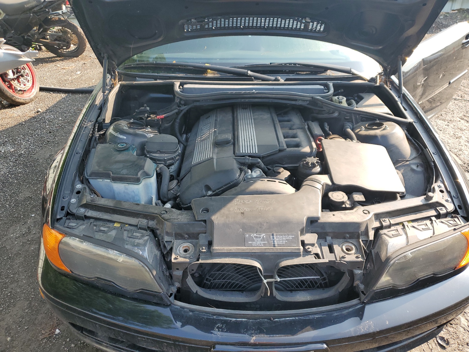 WBABS33401JY53803 2001 BMW 325 Ci