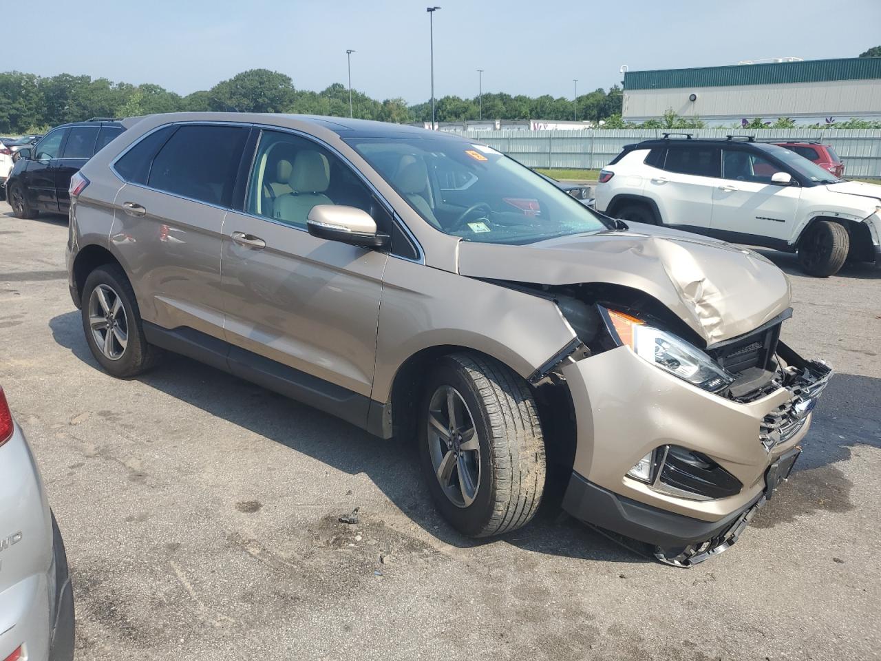 2020 Ford Edge - Image 4