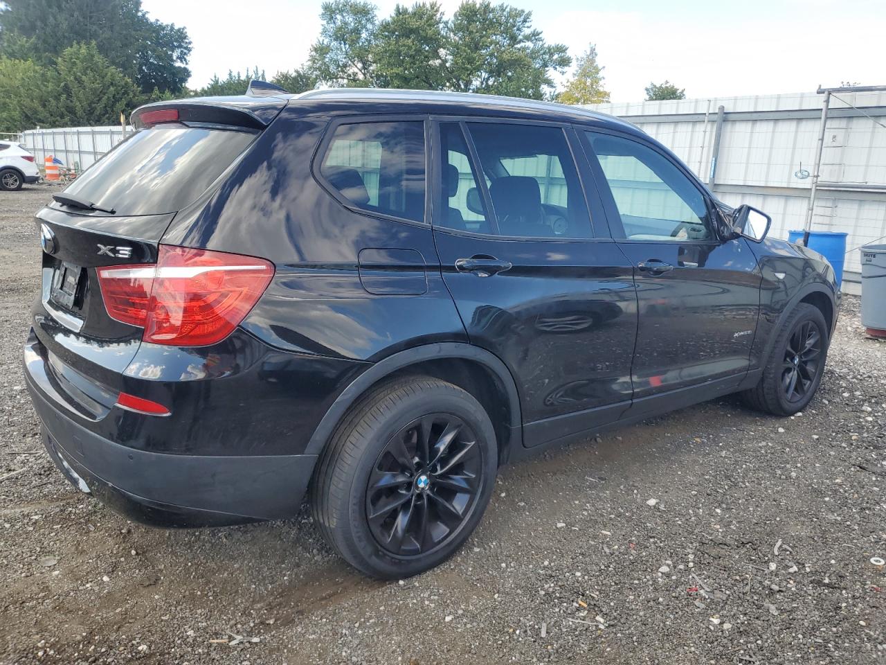 VIN 5UXWX9C58E0D17275 2014 BMW X3 no.3