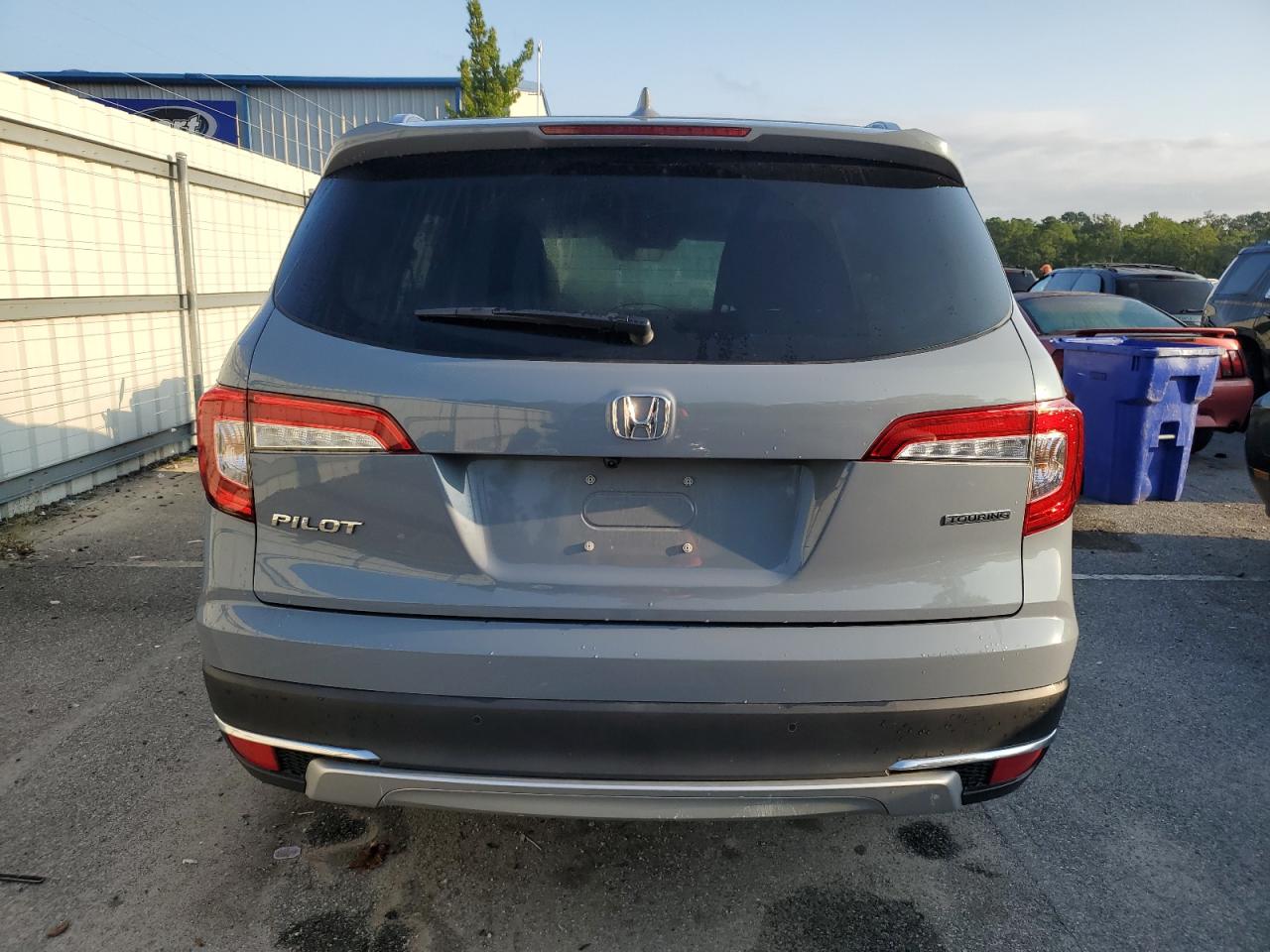 2022 Honda Pilot Touring VIN: 5FNYF5H68NB035143 Lot: 68159904