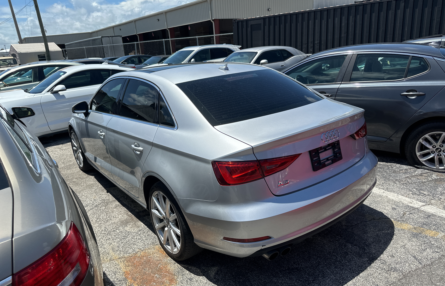 2015 Audi A3 Premium vin: WAUACGFF6F1012444