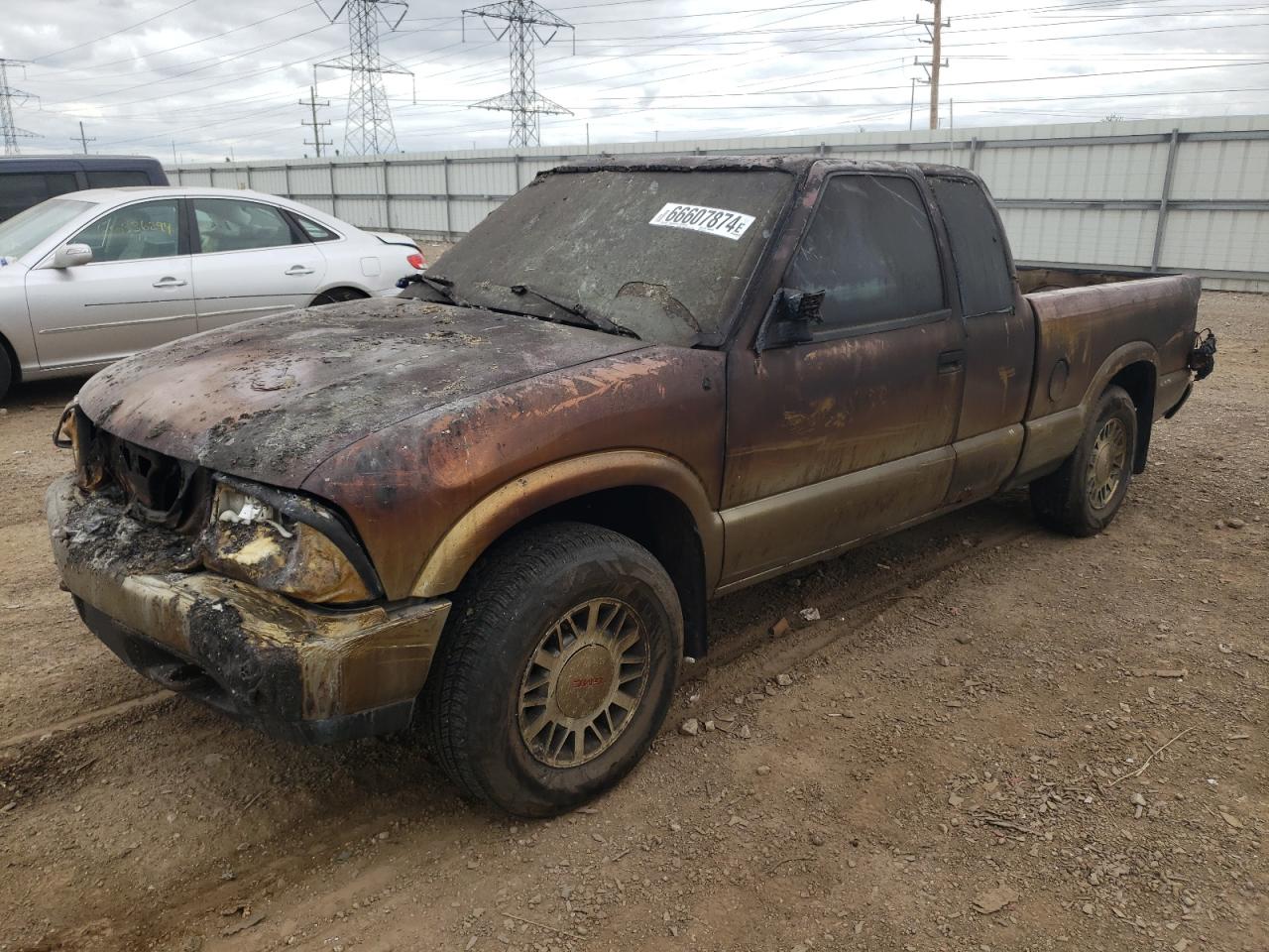 2001 GMC Sonoma - Image 1