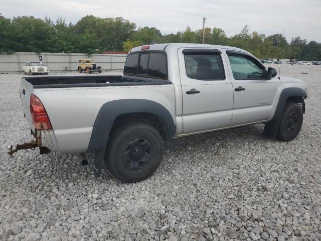 Pickups TOYOTA TACOMA 2012 Srebrny