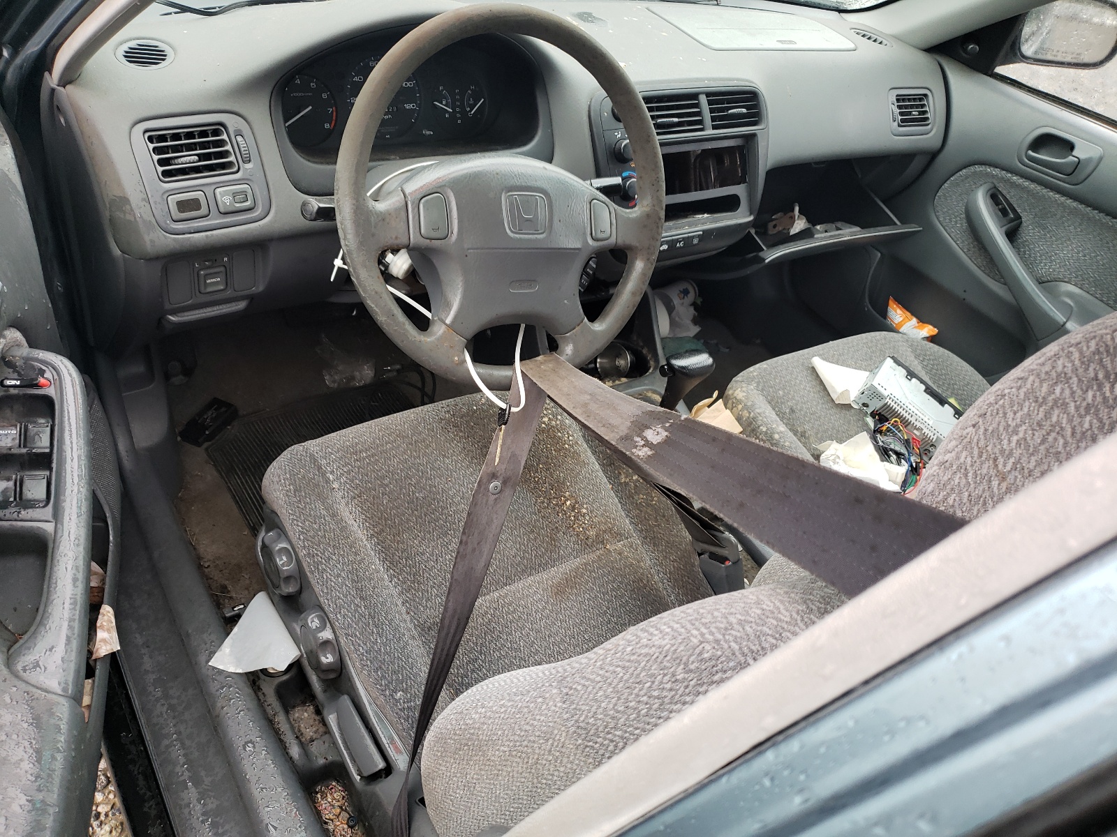 1HGEJ6676XL037929 1999 Honda Civic Lx