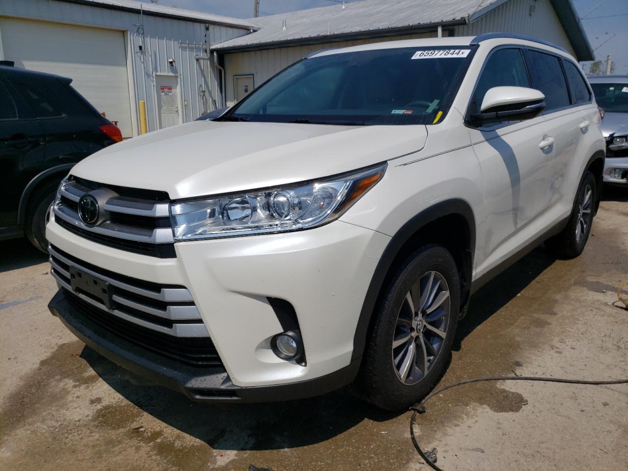 2019 Toyota Highlander Se VIN: 5TDJZRFH5KS589364 Lot: 65977844