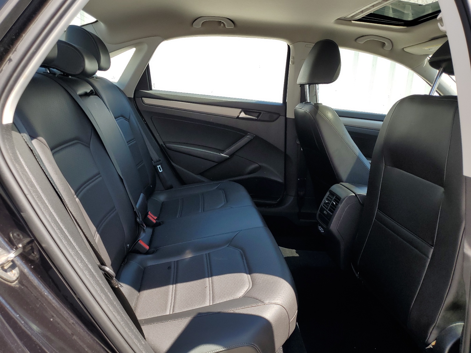 1VWSA7A39MC001690 2021 Volkswagen Passat Se