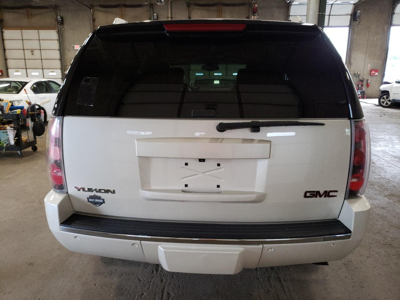 1GKS2EEF0ER139601 2014 GMC Yukon Denali