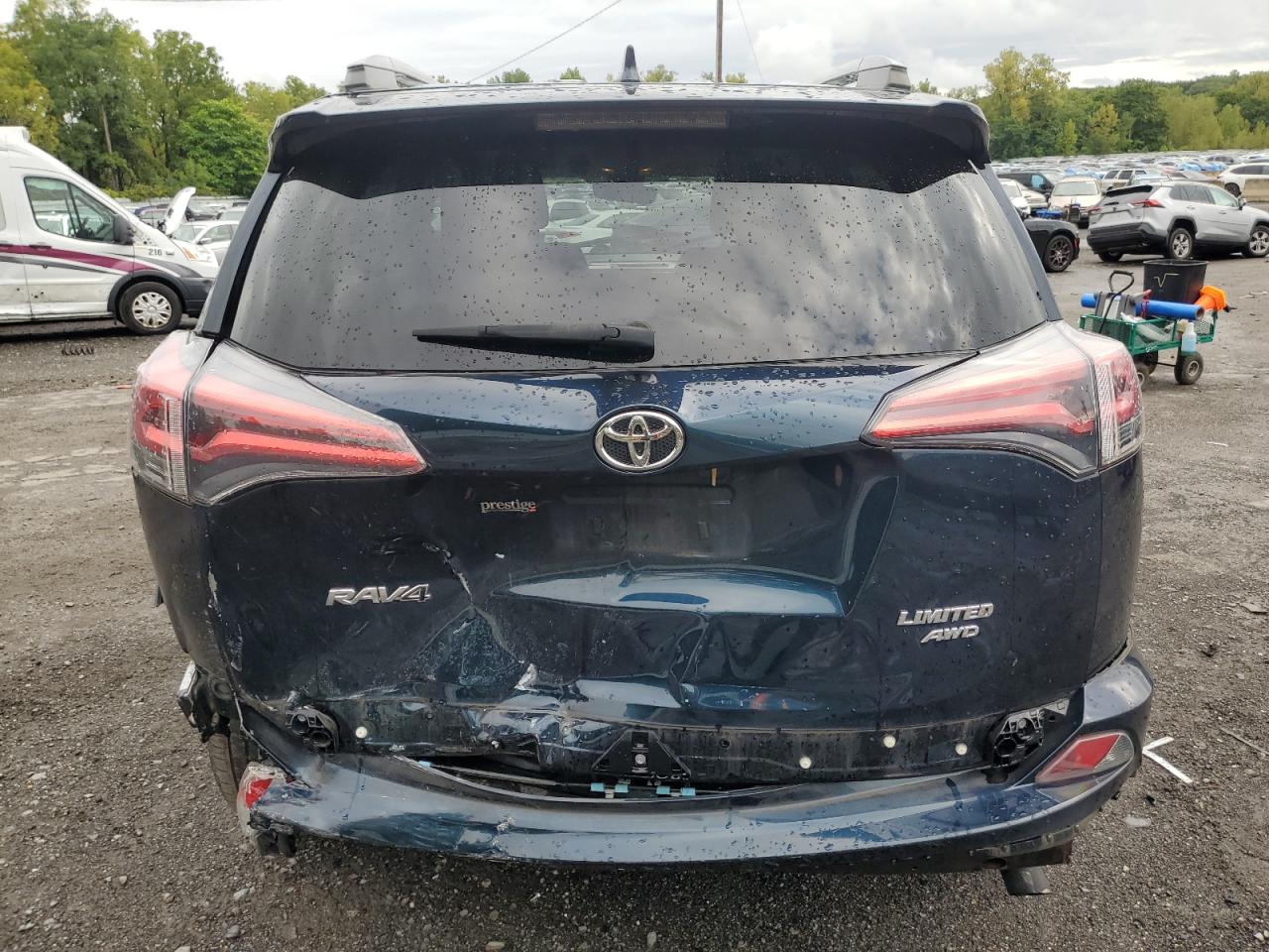 2017 Toyota Rav4 Limited VIN: 2T3DFREV0HW686895 Lot: 69227724