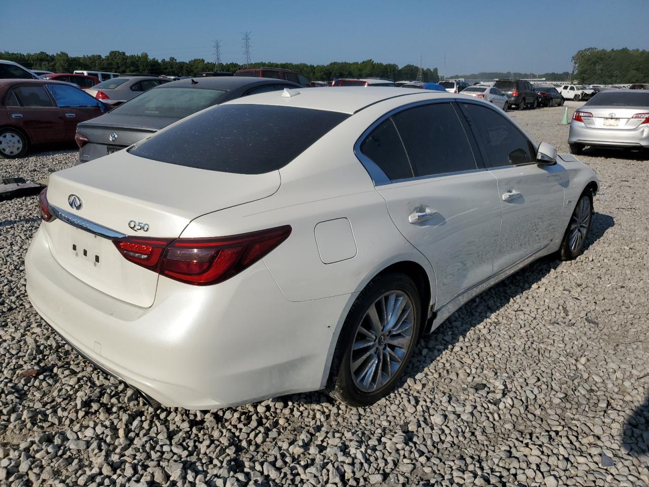 JN1EV7AP5JM357487 2018 Infiniti Q50 Luxe