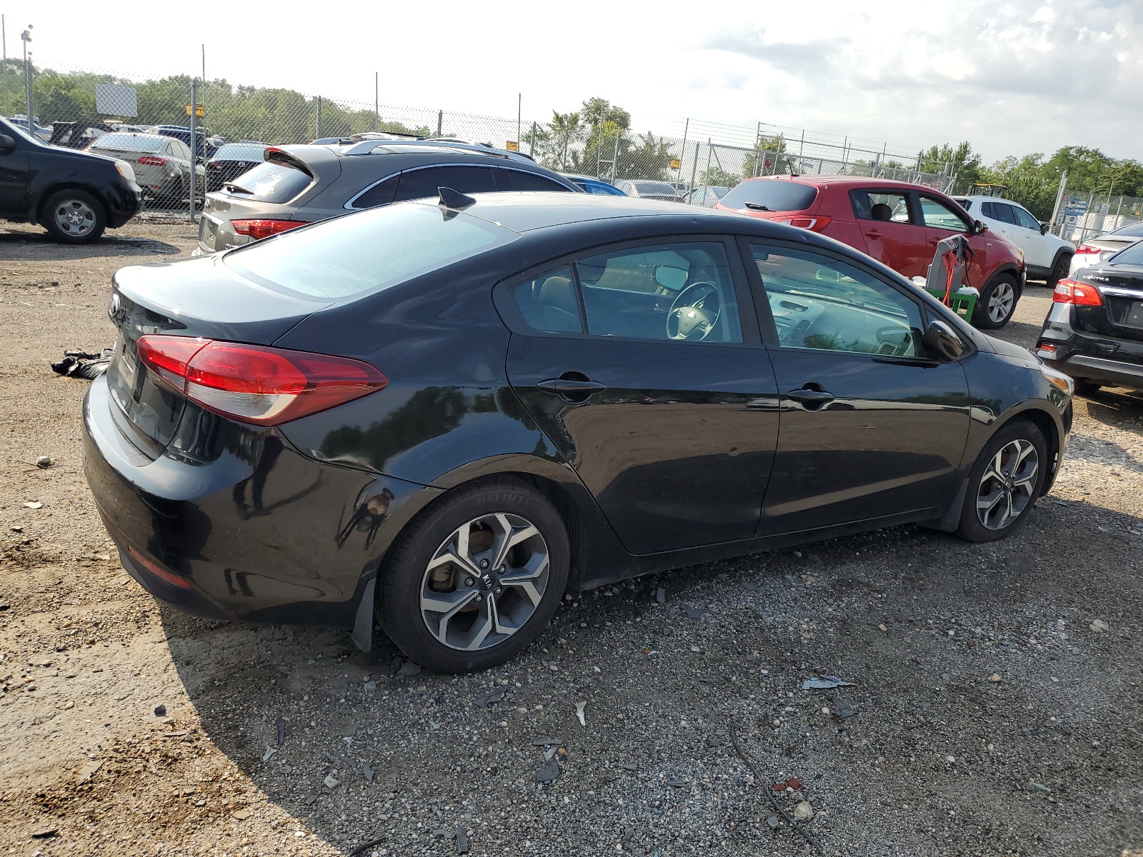 2017 Kia Forte Lx vin: 3KPFK4A75HE118037