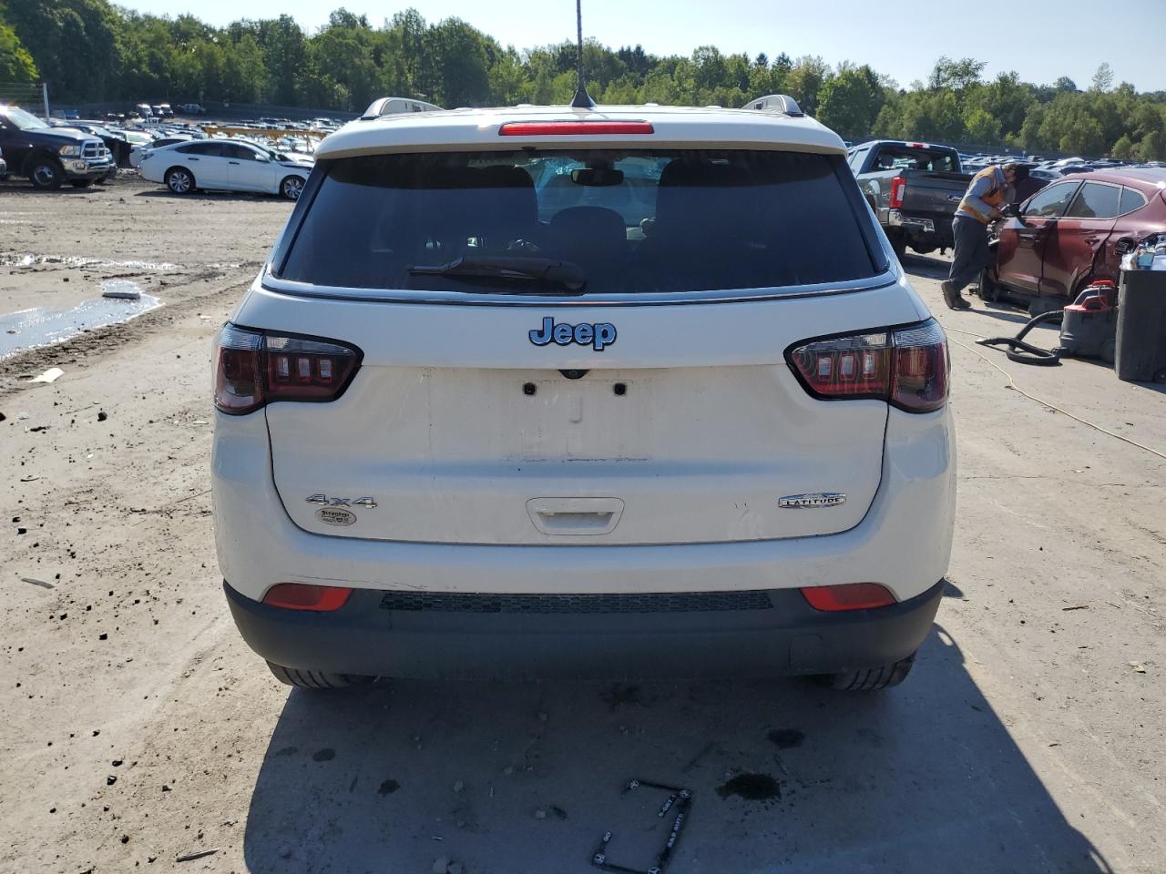 2019 Jeep Compass Latitude VIN: 3C4NJDBB4KT628710 Lot: 68094174
