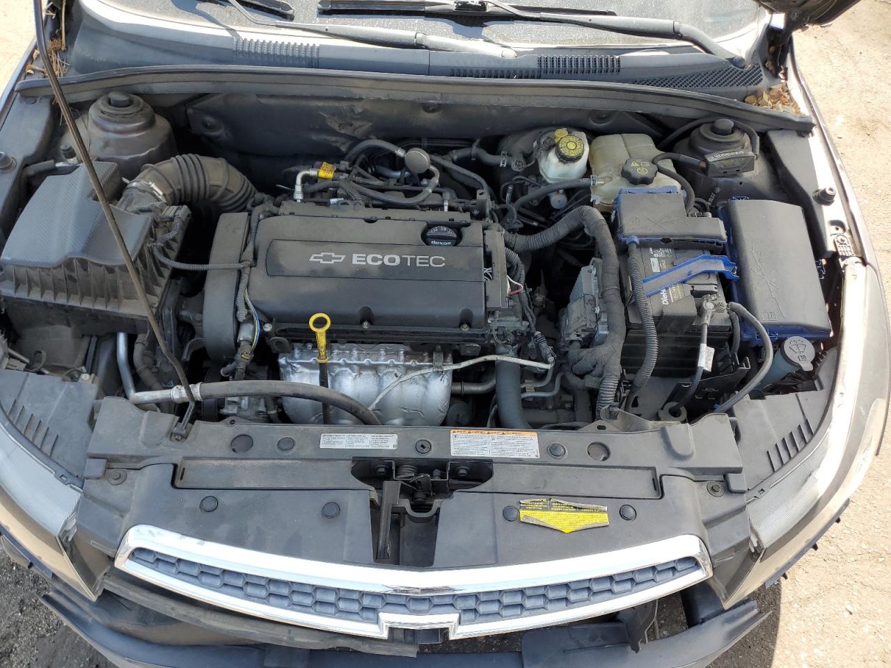 2014 Chevrolet Cruze - Image 11