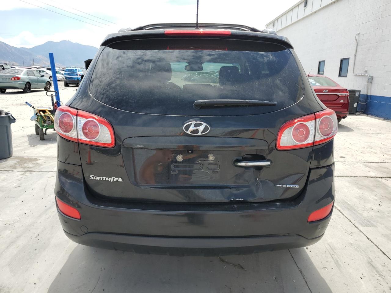 2012 Hyundai Santa Fe Limited VIN: 5XYZKDAG8CG145113 Lot: 67361814