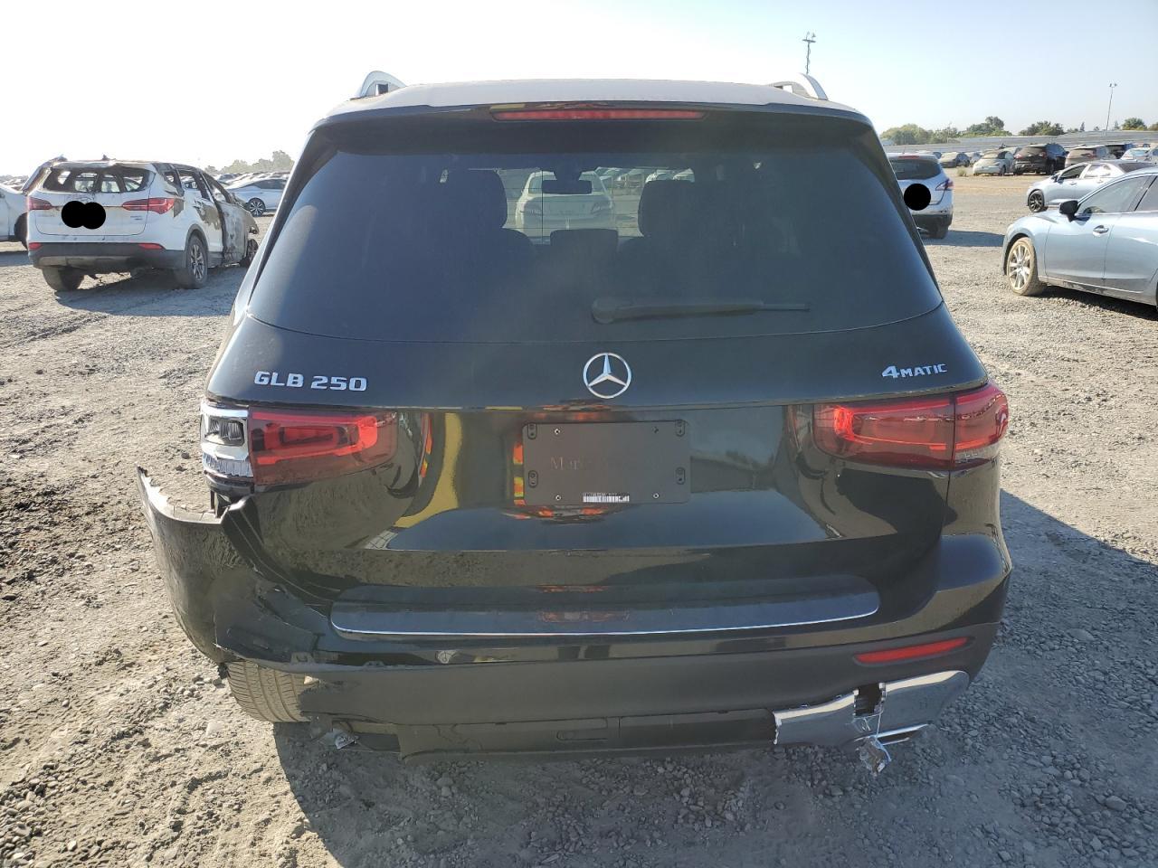 W1N4M4HB2MW115777 2021 Mercedes-Benz Glb 250 4Matic