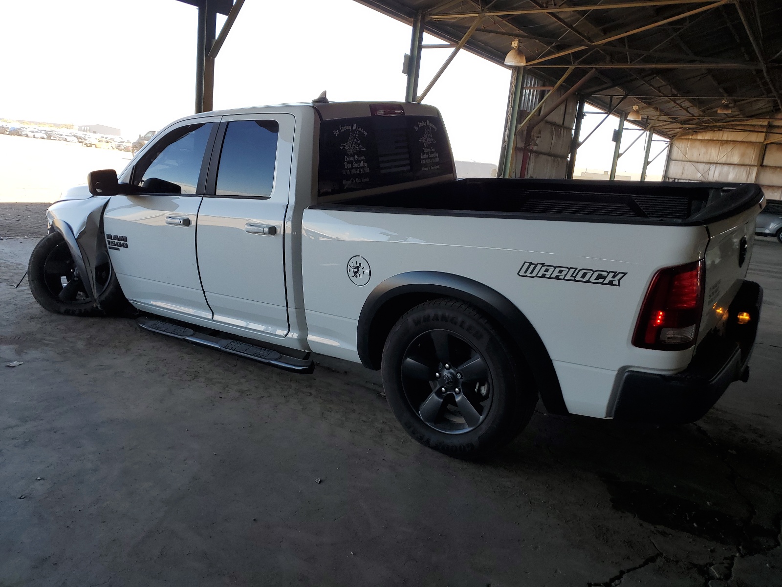 1C6RR6GG0KS742030 2019 Ram 1500 Classic Slt