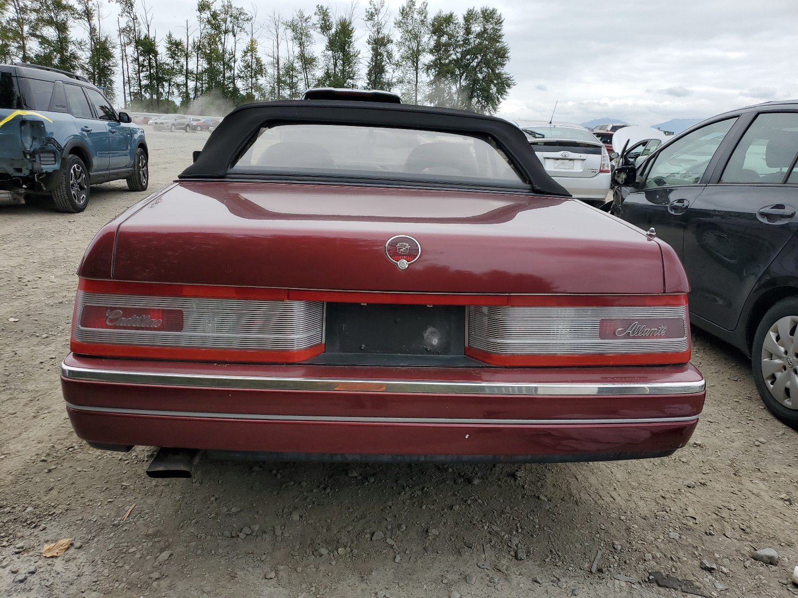 1G6VS338XLU127017 1990 Cadillac Allante