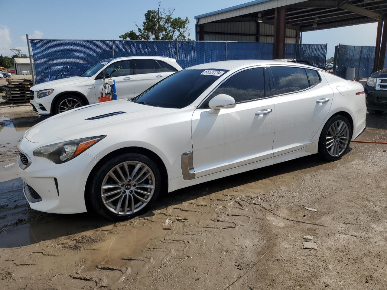 2018 Kia Stinger - Image 1