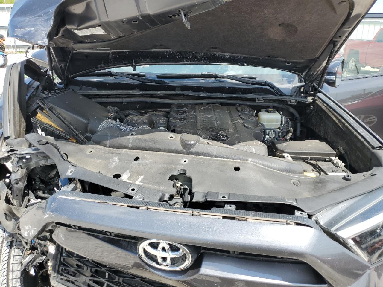 JTEBU5JR8K5678620 2019 Toyota 4Runner Sr5