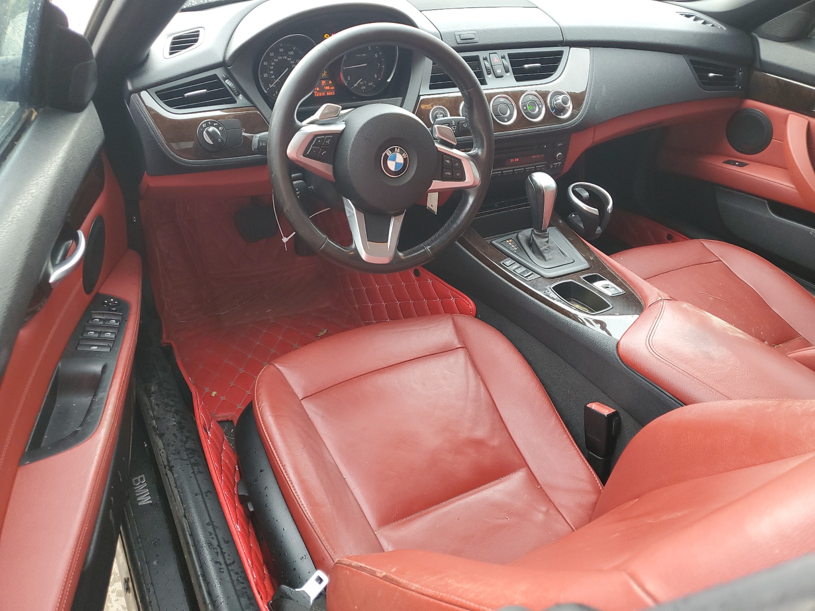 WBALM5C57AE377609 2010 BMW Z4 Sdrive30I