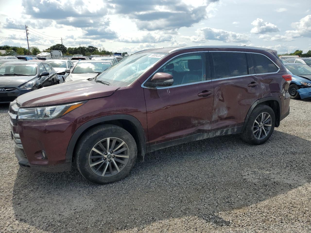 5TDJZRFH4KS949806 2019 TOYOTA HIGHLANDER - Image 1