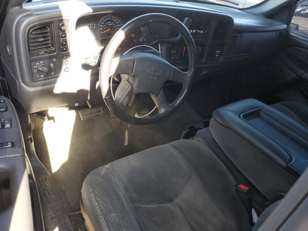 2004 Chevrolet Silverado K1500 VIN: 2GCEK19T641237251 Lot: 69283944