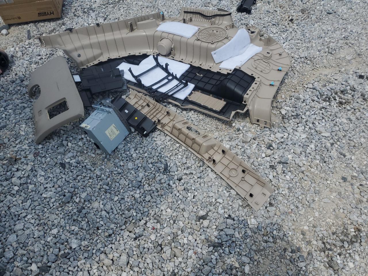 2007 Hyundai Veracruz Gls VIN: KM8NU13C57U018370 Lot: 65867424