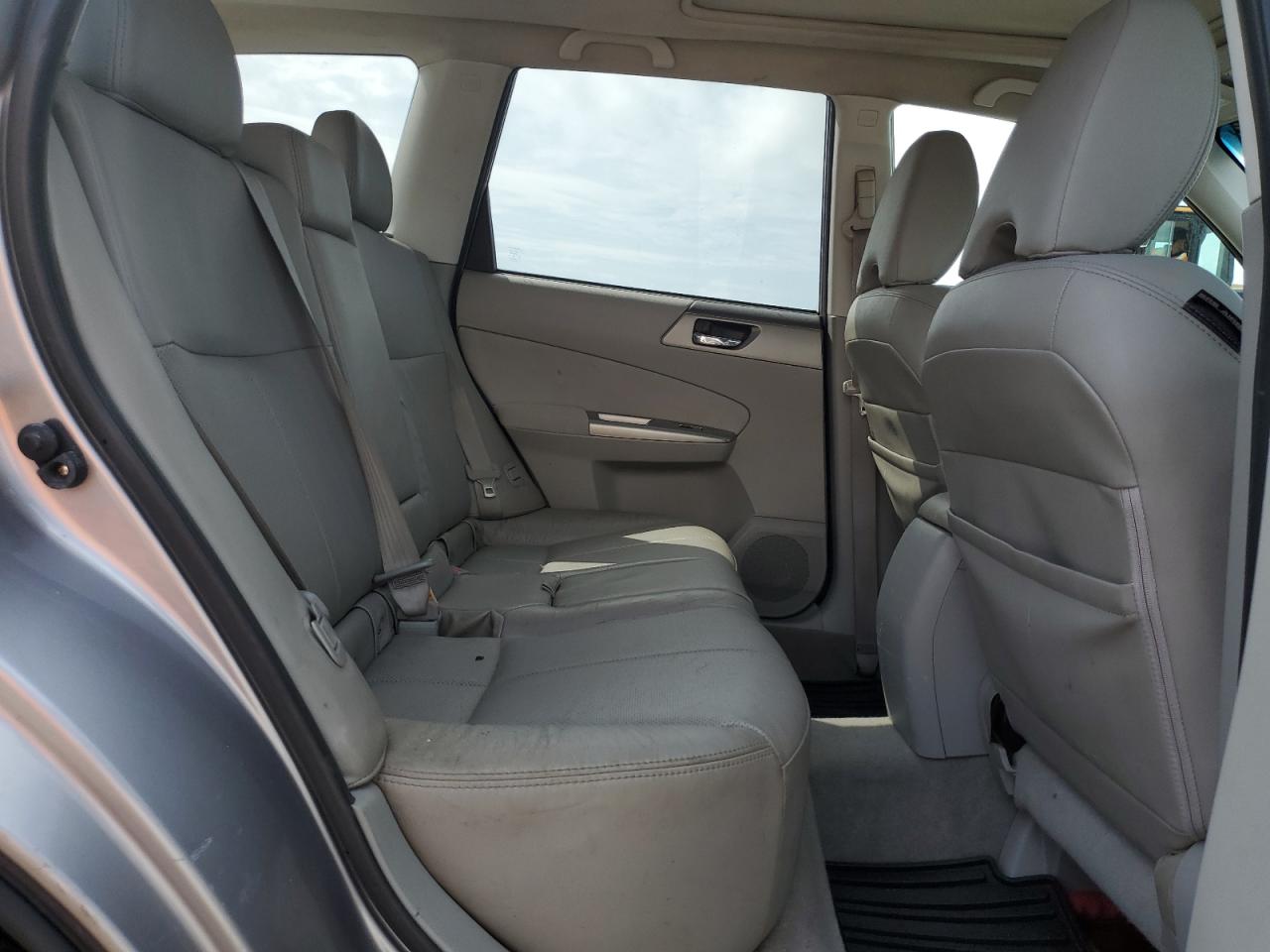 2010 Subaru Forester 2.5X Limited VIN: JF2SH6DC8AH913862 Lot: 67978114