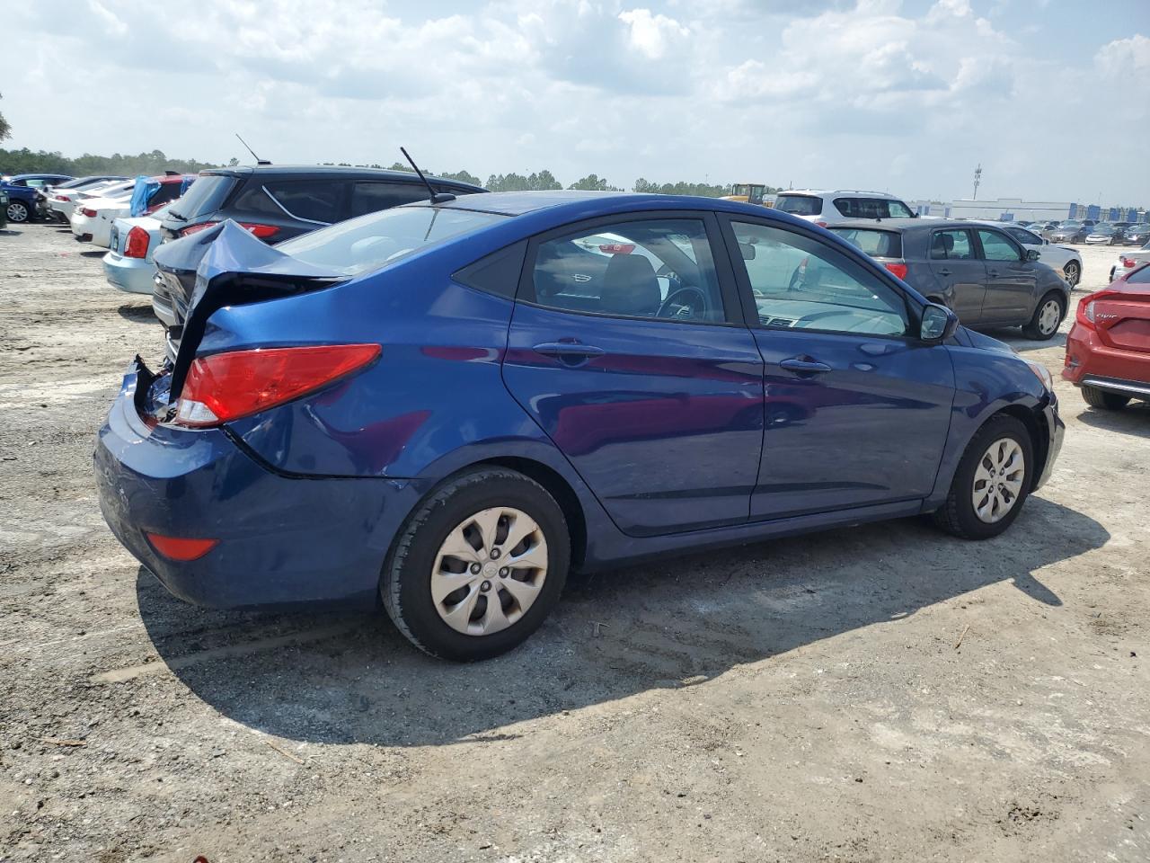 VIN KMHCT4AEXFU897217 2015 HYUNDAI ACCENT no.3