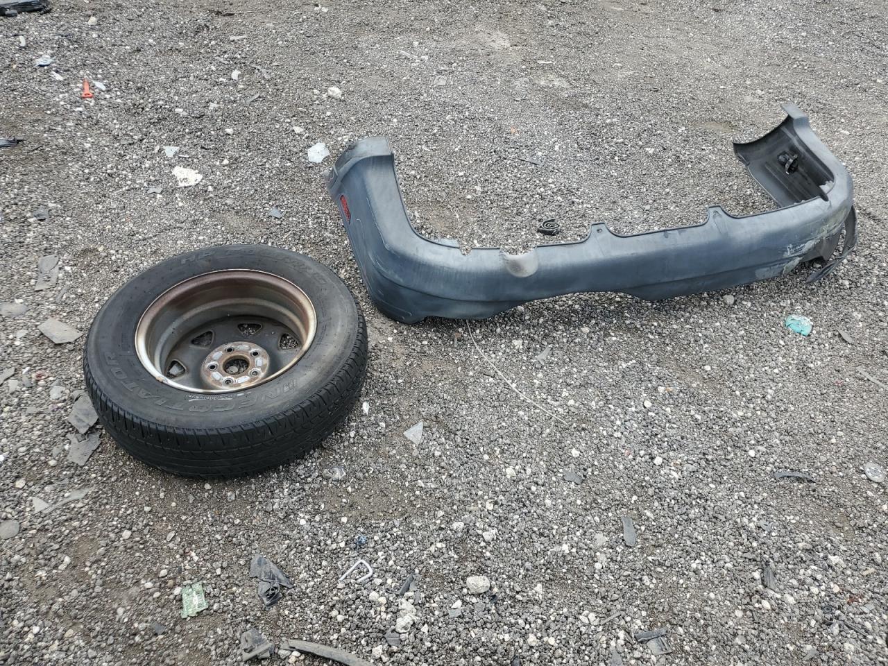 1998 Honda Cr-V Lx VIN: JHLRD2842WC004107 Lot: 66685494