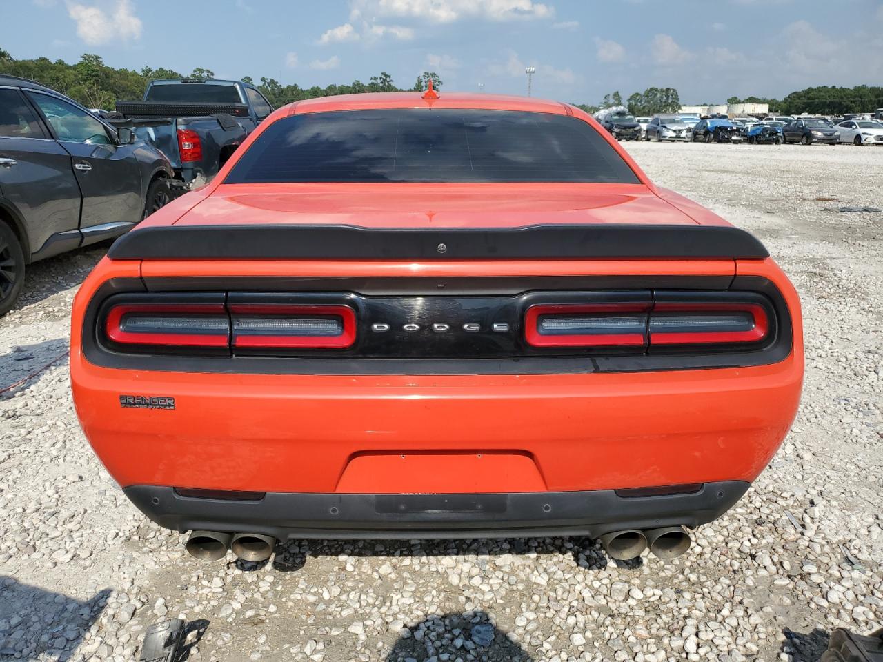 2C3CDZFJ1JH111891 2018 Dodge Challenger R/T 392