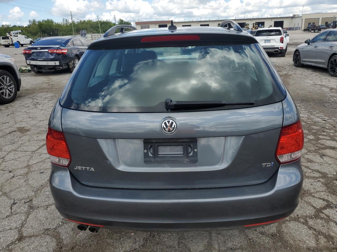 3VWPL7AJ6EM625591 2014 Volkswagen Jetta Tdi