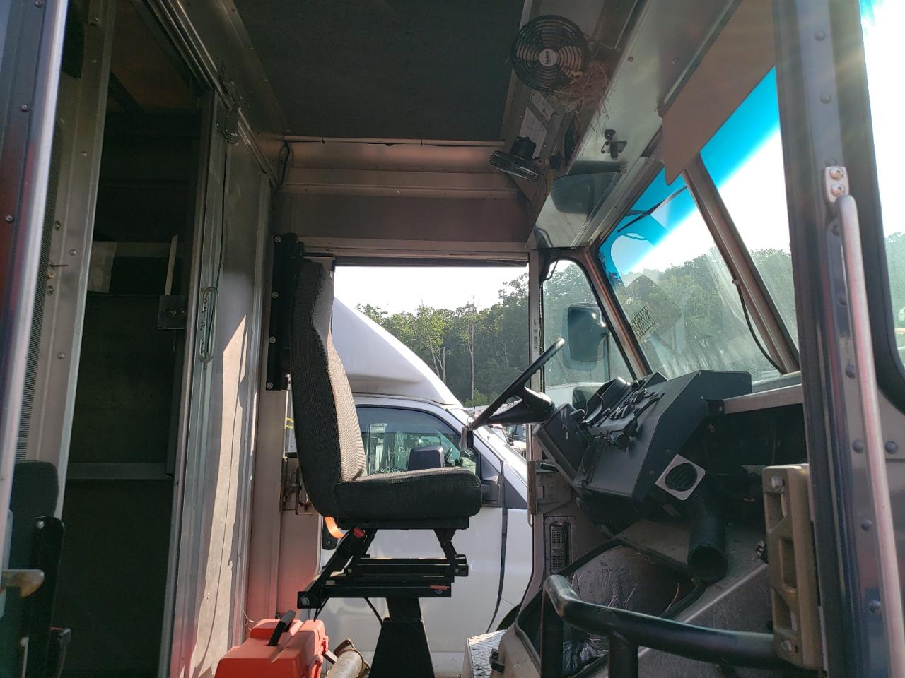 2019 Ford Econoline E450 Super Duty Commercial Str VIN: 1FC3E4K68KDC48600 Lot: 61377264