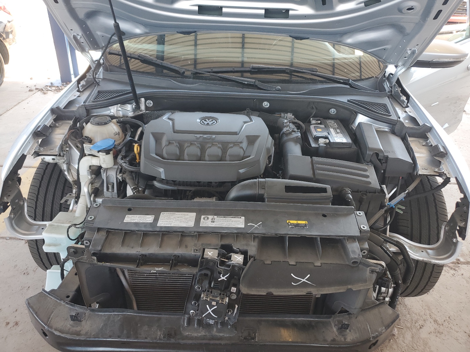 1VWAA7A33JC049094 2018 Volkswagen Passat S