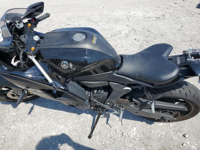  YAMAHA YZFR7 2024 Черный