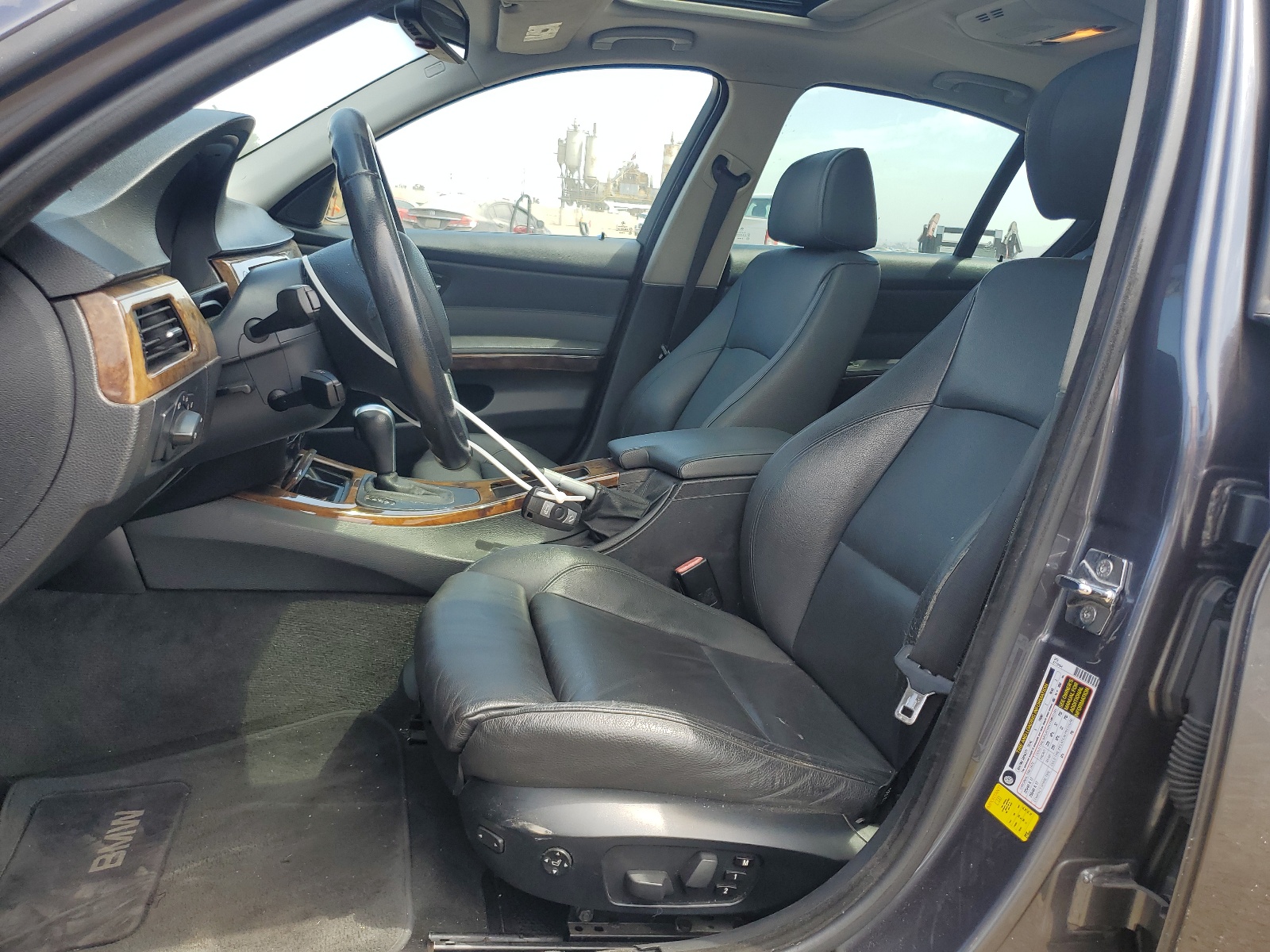 WBAVA33507PG50914 2007 BMW 328 I