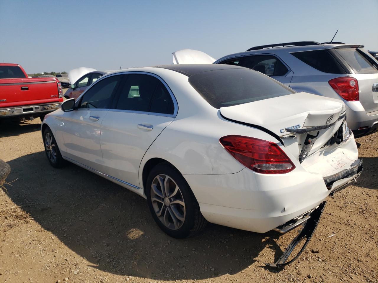 55SWF4KB0HU187752 2017 MERCEDES-BENZ C CLASS - Image 2