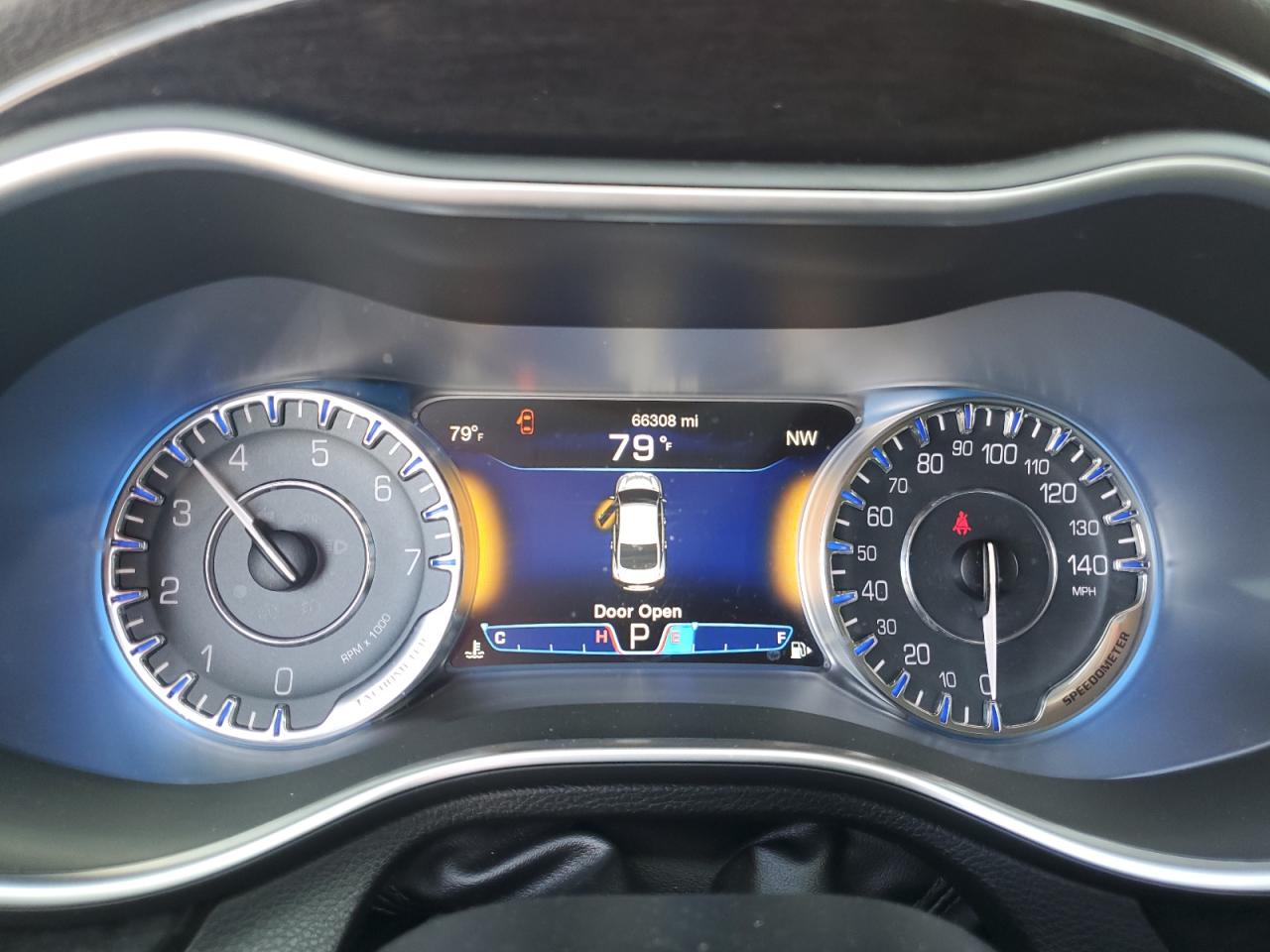 2015 Chrysler 200 C VIN: 1C3CCCCB0FN644049 Lot: 66992954