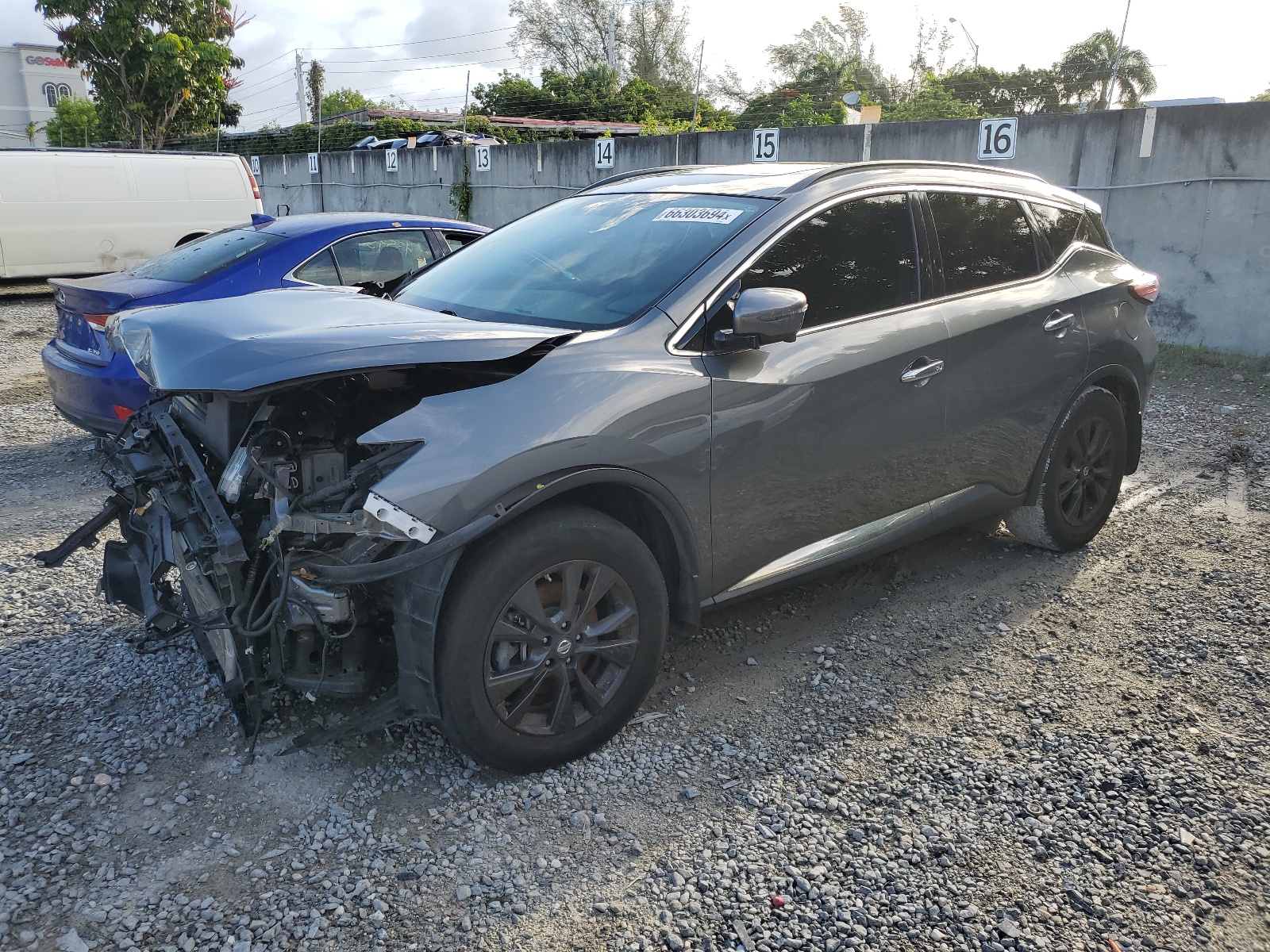 2017 Nissan Murano S vin: 5N1AZ2MG1HN201445