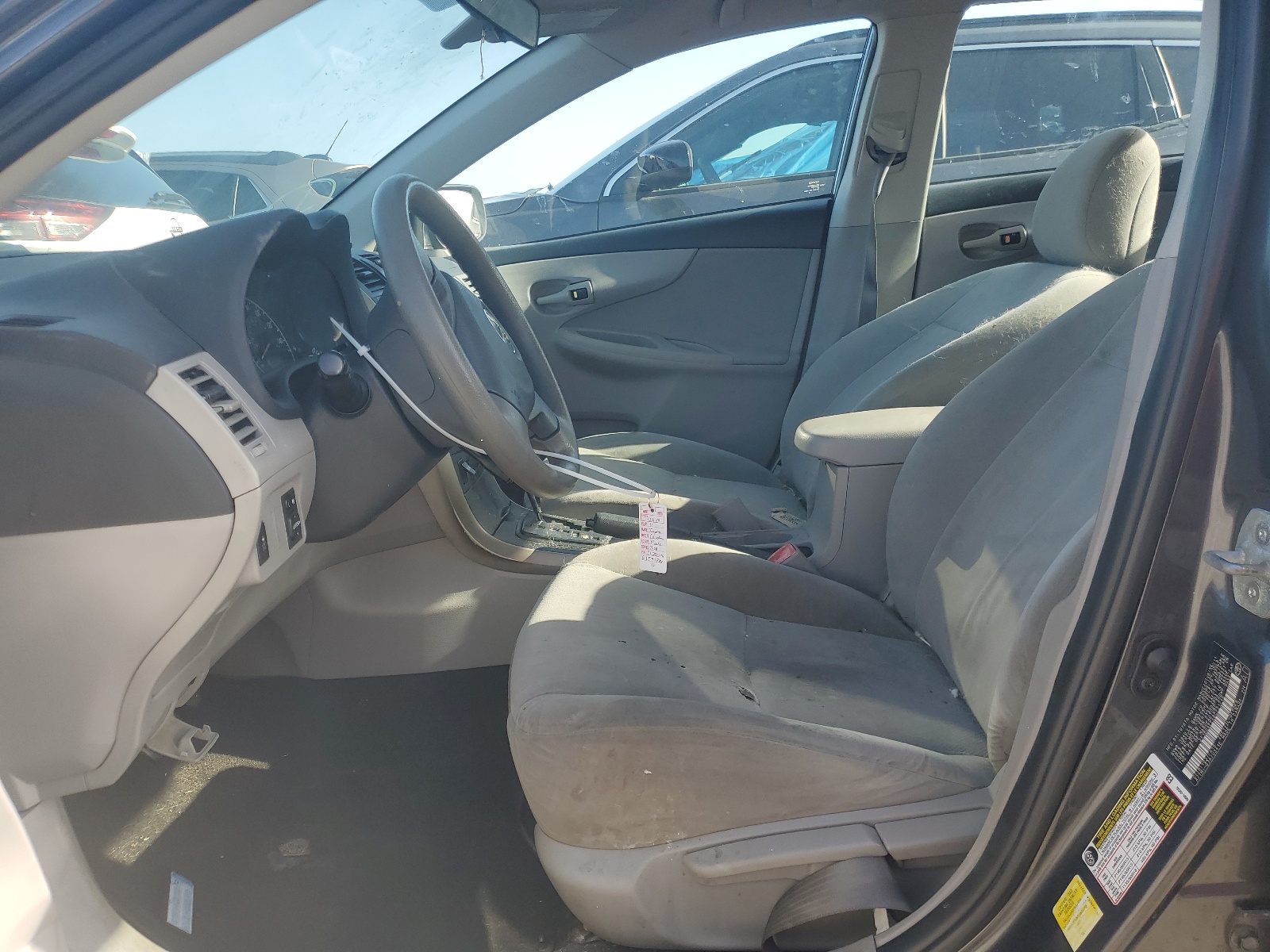 2T1BU4EE4BC721746 2011 Toyota Corolla Base